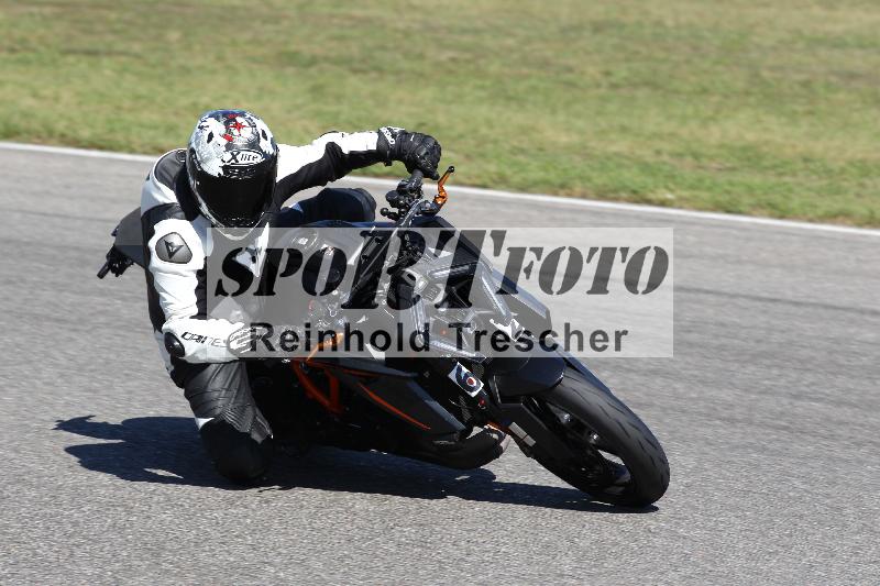 /Archiv-2025/48 25.08.2025 Cornu Master School ADR/rot-rouge/62